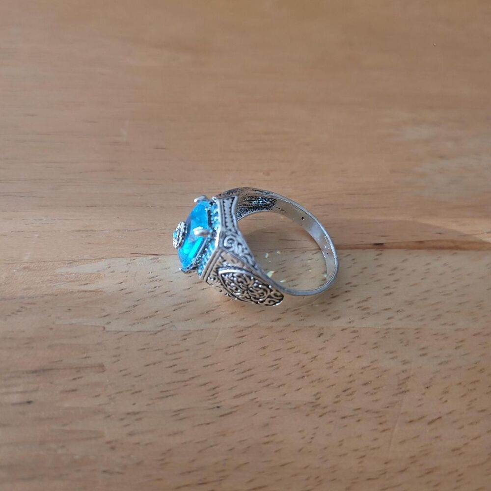 Generic Men's Silver and Blue Jewellery